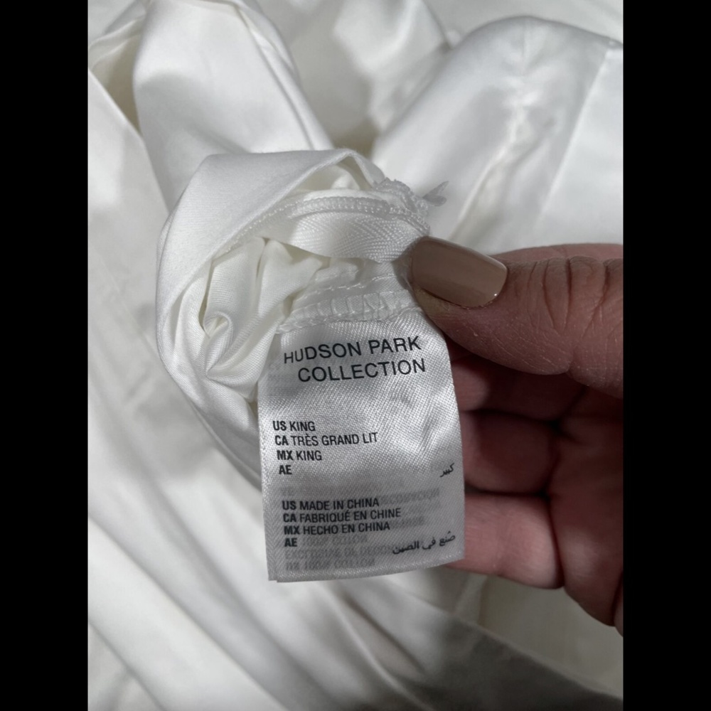 NIB [ KING ] Duvet Cover for Hudson Park Embroidered Geo - Picture 9 of 12